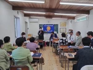 ���C��̗l�q